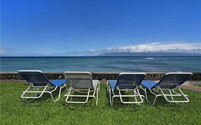 Lokelani #C104 - 1 Br condo by RedAwning