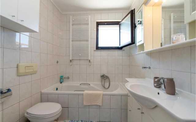 Holiday home Rtina 24