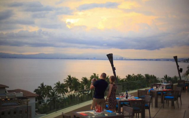 Garza Blanca Preserve Resort & Spa