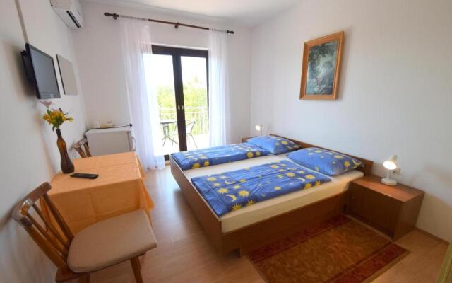 Rooms Nada