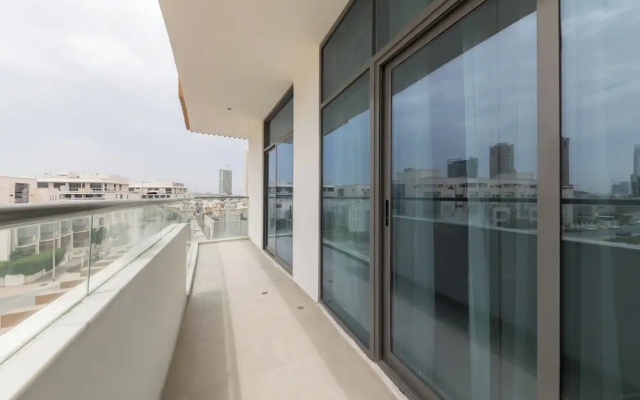 Splendid 1BR in Living Garden