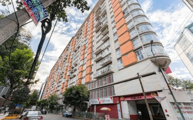 Anahuac Apartments by VH