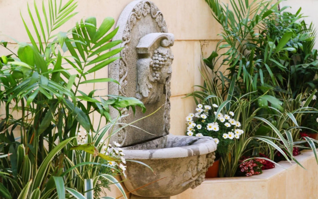 Dizengoff Suites Hotel