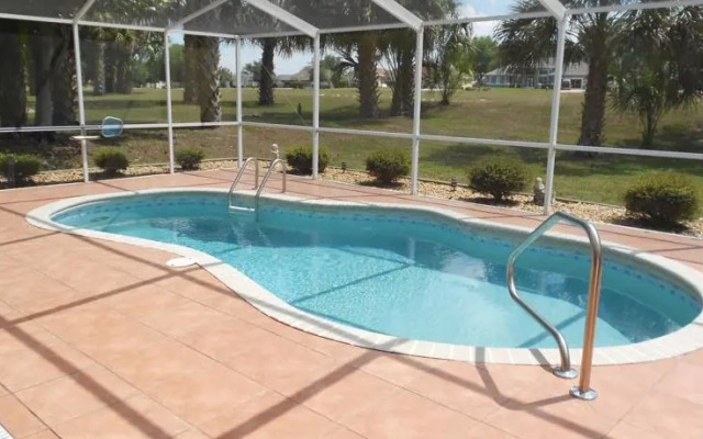 The Family Getaway by Golf Resort Inverness