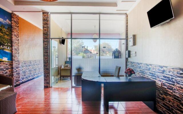 OYO 2965 Silvia Homestay