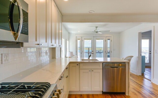 Brigantine Waterfront Vacation Rental w/ Grill