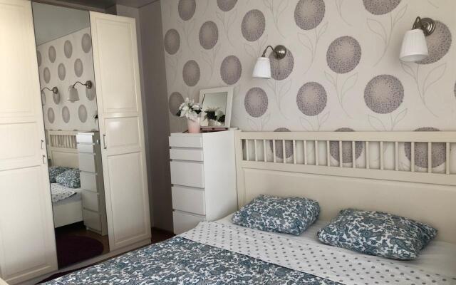 AS (ЭС) на улице Адоратского