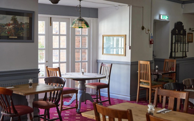 Bear Hotel Havant by Greene King Inns