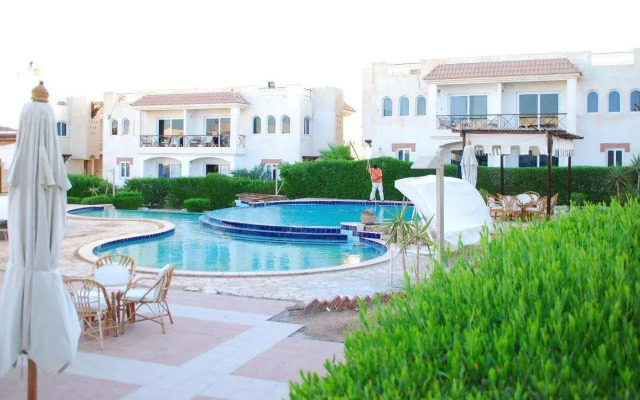 Logaina Sharm Resort