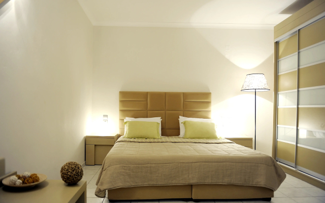 Golden Milos Beach House by Domotel