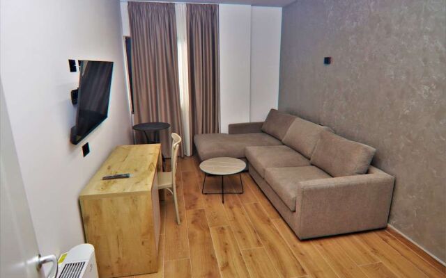 Relax Inn Hotel Durres