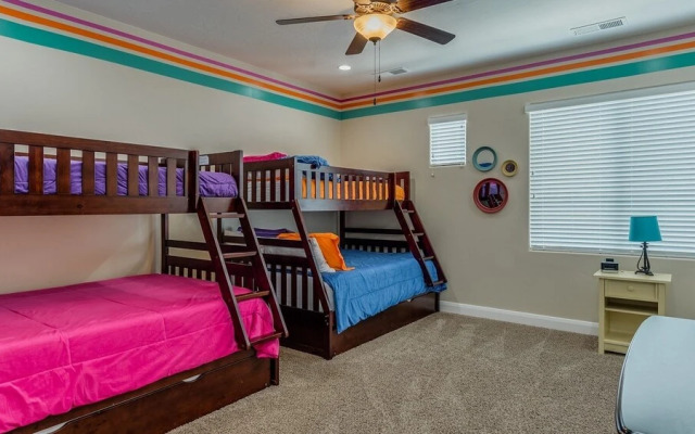 Desert Canyon Paradise 4 Bedroom Apts by Redawning