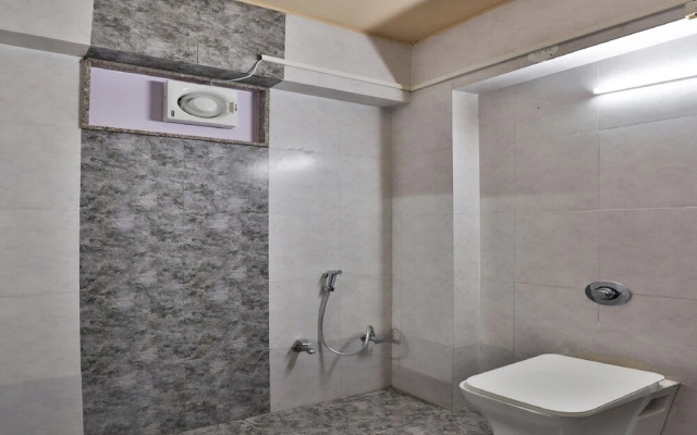 OYO 29155 Village Hotel