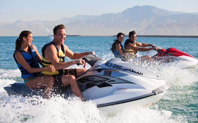 Al Hamra Residence & Village Hotel