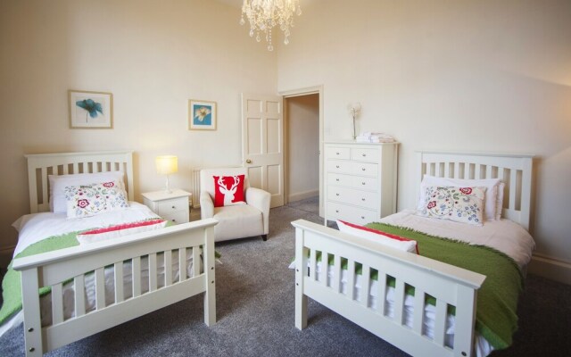 The Green Park Apartment