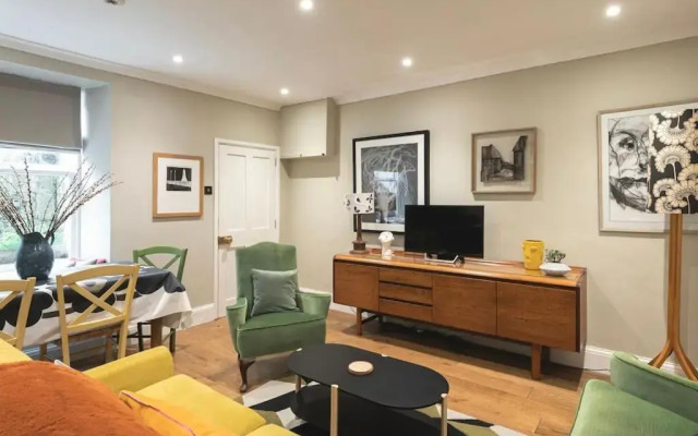 Courtyard Apartment