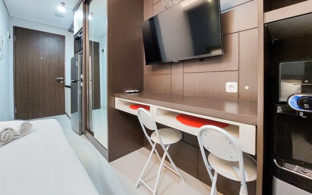 Fancy And Nice Studio At Transpark Bintaro Apartment