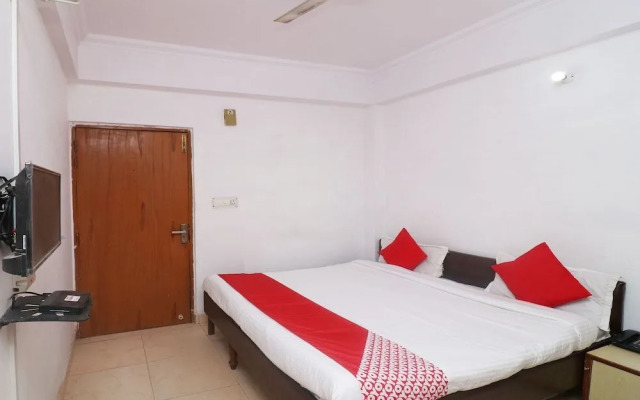 Oyo 24680 Hotel Devansh