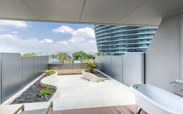 Yuejia Sea Apartment Phoenix Island