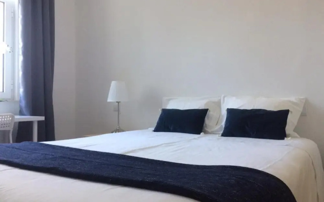 Aveiro White House