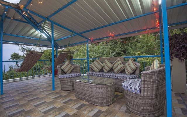 Oyo 30417 Hotel Green View Neelgiri