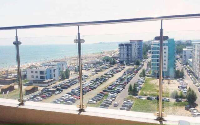 Sea View Penthouse Mamaia