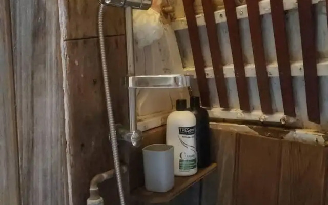 Bembridge Harbour Yurt - Log Burner - Wifi