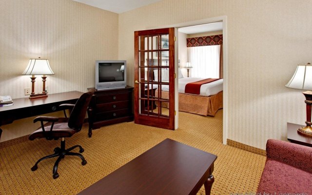 Holiday Inn Express Hotel and Suites Kingsport, an IHG Hotel
