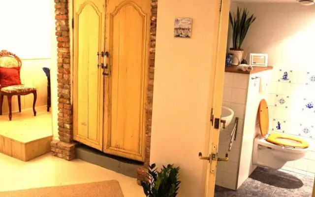 Amsterdam At Home B&B