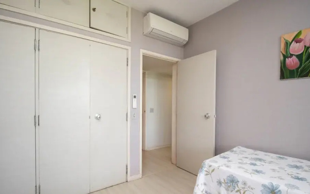 Apto com boa Localiza o Garagem e Ar-condicionado