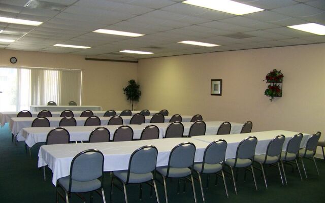 Budget Inn & Suites Orlando West
