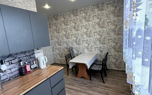 Апартаменты Nadym House (Надым Хаус) на Лесной 25