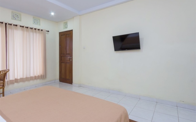 RedDoorz @ Petitenget Street – Guest Rooms – Kerobokan Kelod
