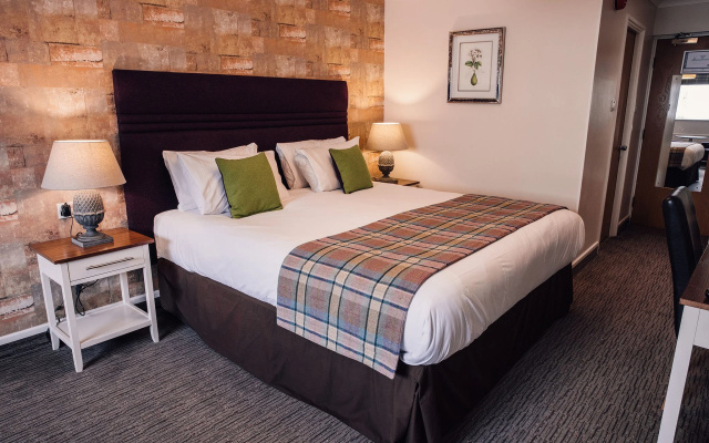 Manor House Hotel & Spa