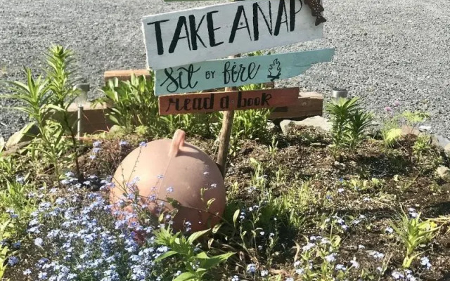 Twin Peaks Lodge and RV Park