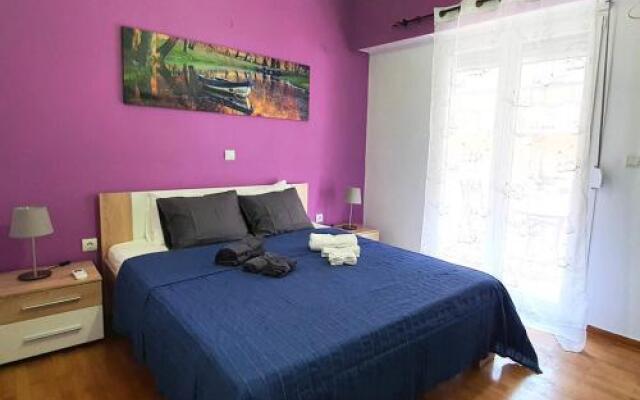 Athens: Center / Walking Distance / Big Balcony