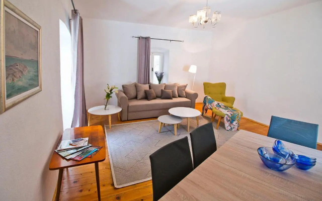 Peristil Loft