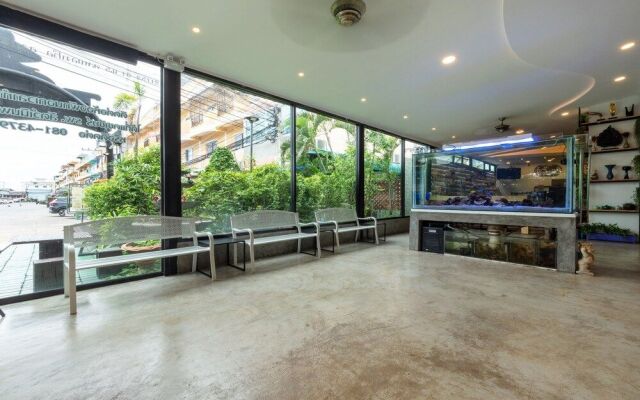 OYO 1123 The One Health Care and Apartment