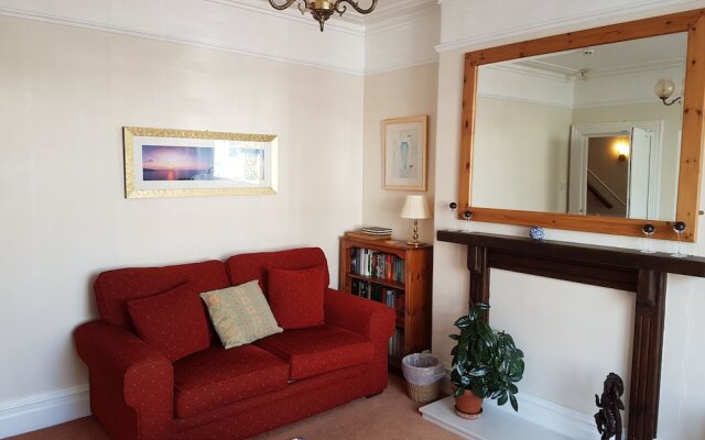 Montrose Guest House