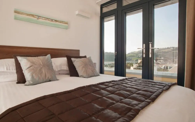 Riviera Apartments