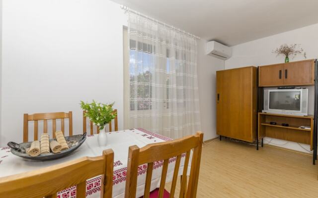 Apartment Maslina