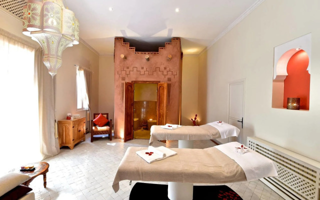 Domaine de la Roseraie Resort