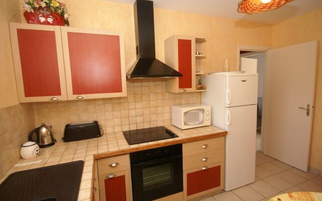 Secluded Holiday Home in Surville With Garden & Centre Nearby