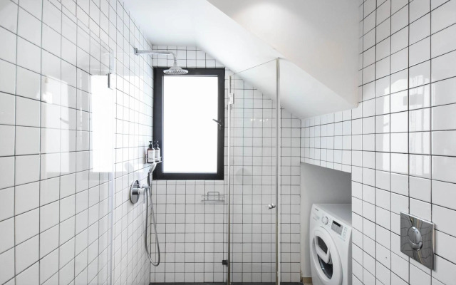 Touch The Sky by HolyGuest