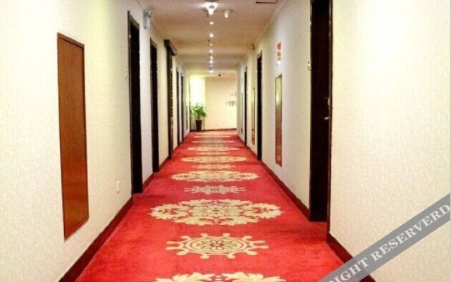 Yangguang Holiday Hotel