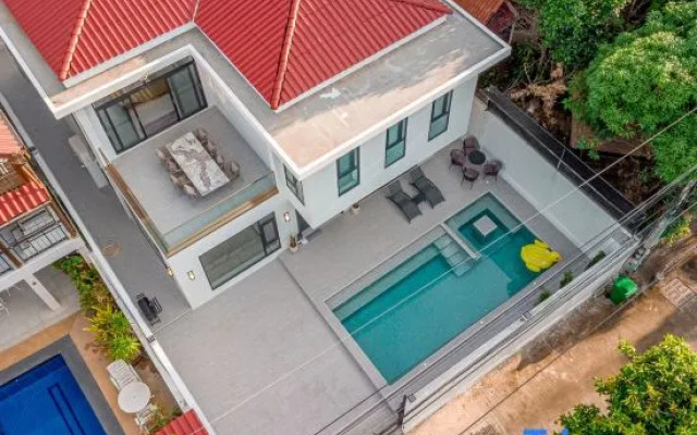 T M L-Urban 4 Bedroom-Independent Swimming Pool and Ktv