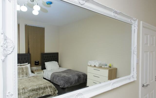 Select Serviced Apartments