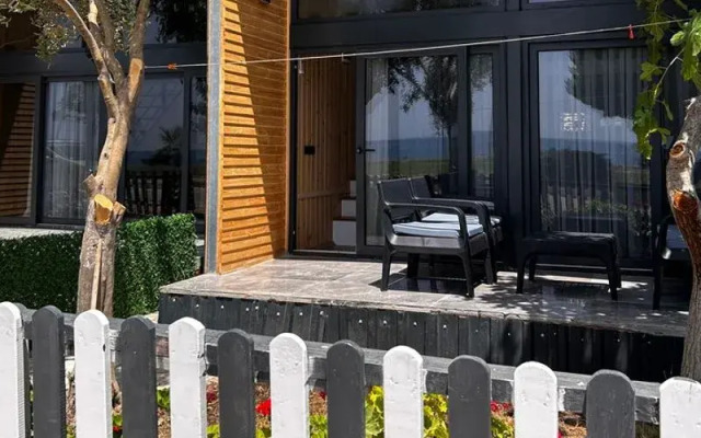Mavi Bungalov