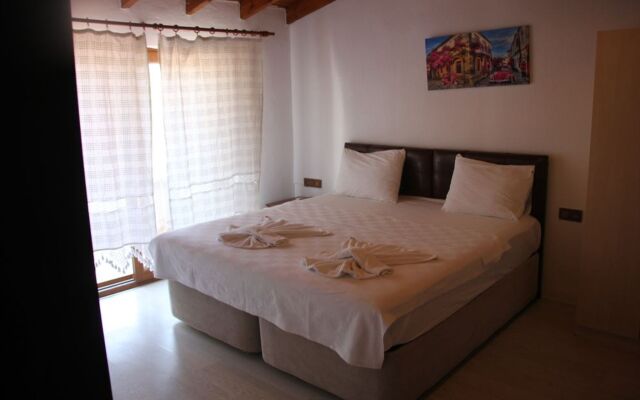 Santo Akyaka Home