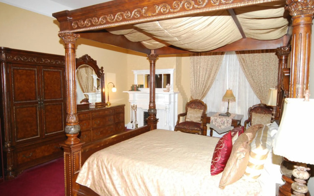 Queen Anne Hotel